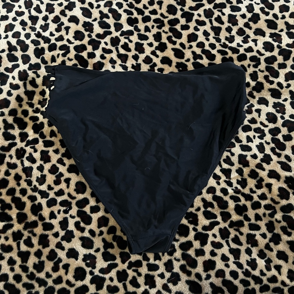 Black High-Waisted Bikini Bottoms - Picture 3 of 3